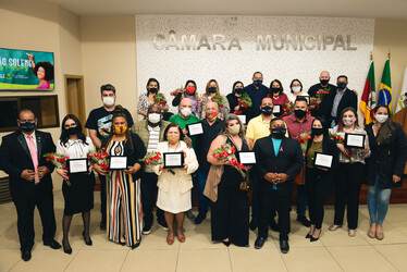 Câmara realiza sessão solene em homenagem aos Professores